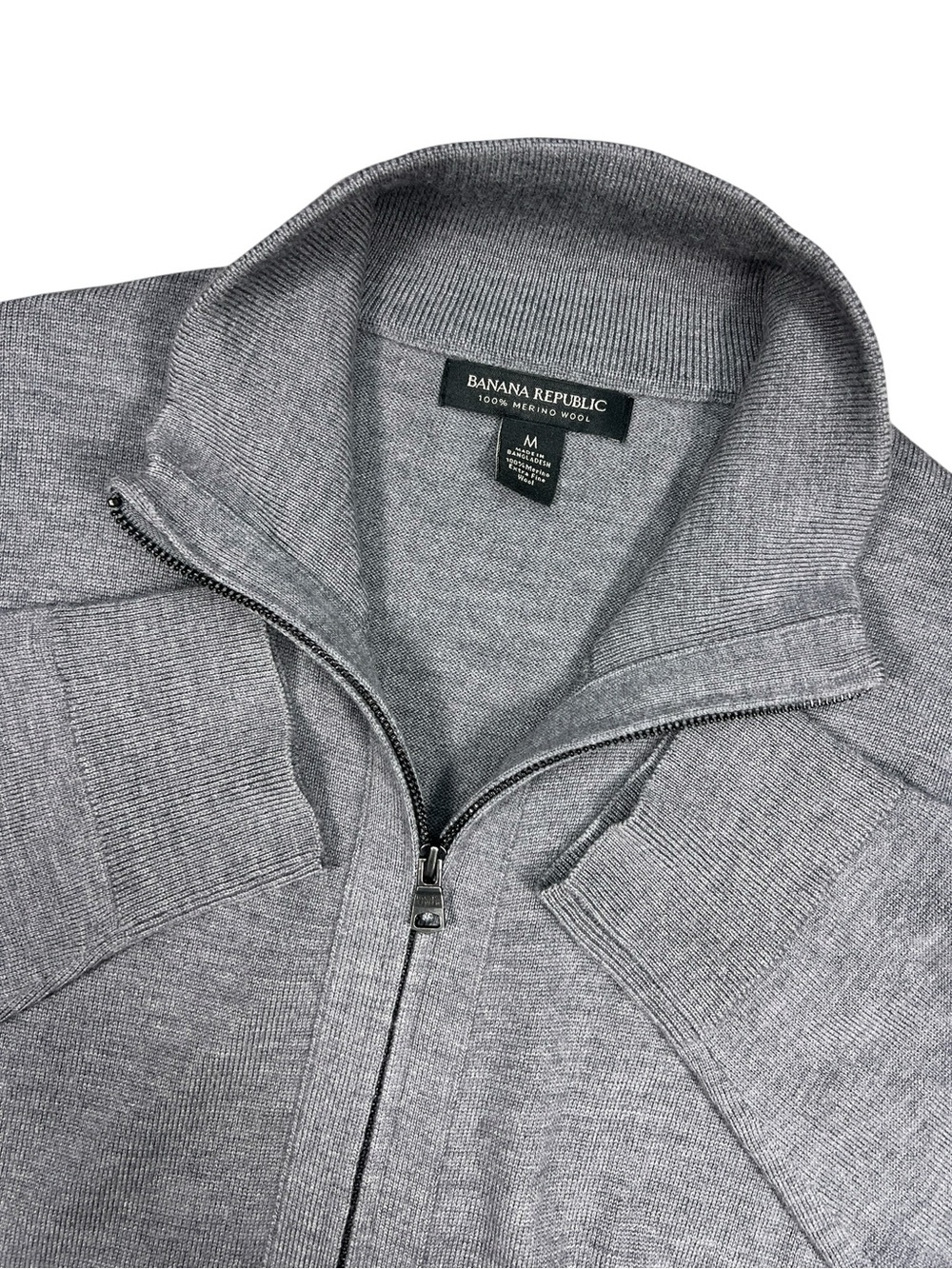 Banana Republic Sweater Mens medium gray 100% Merino Wool Full Zip Cardigan